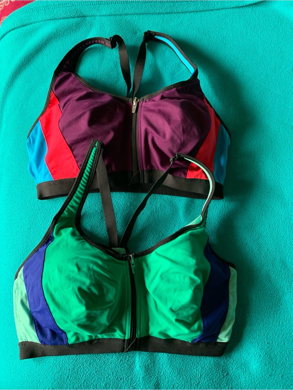 Set of 2 Victoria secret sports bra size 36 D